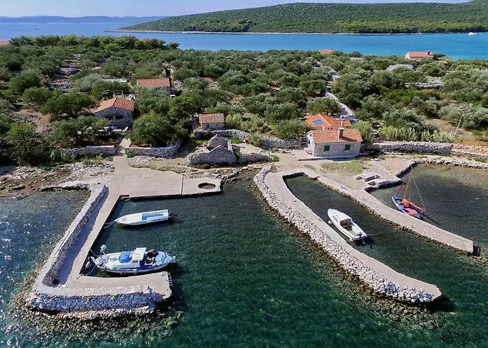 House Landjin Prázdninový dům Pašman