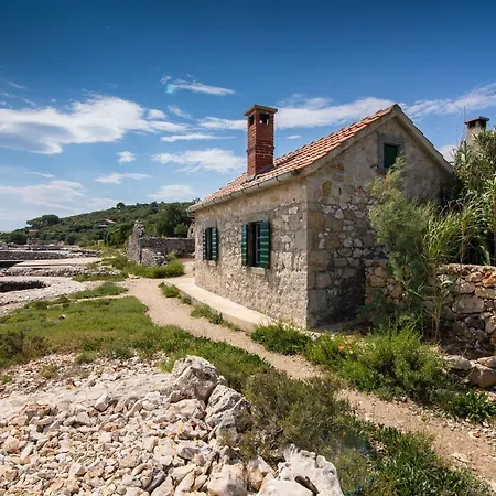 House Landjin Holiday home *