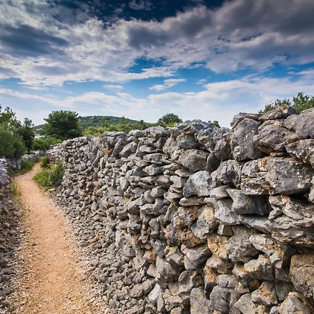 House Landjin Tatil Evi